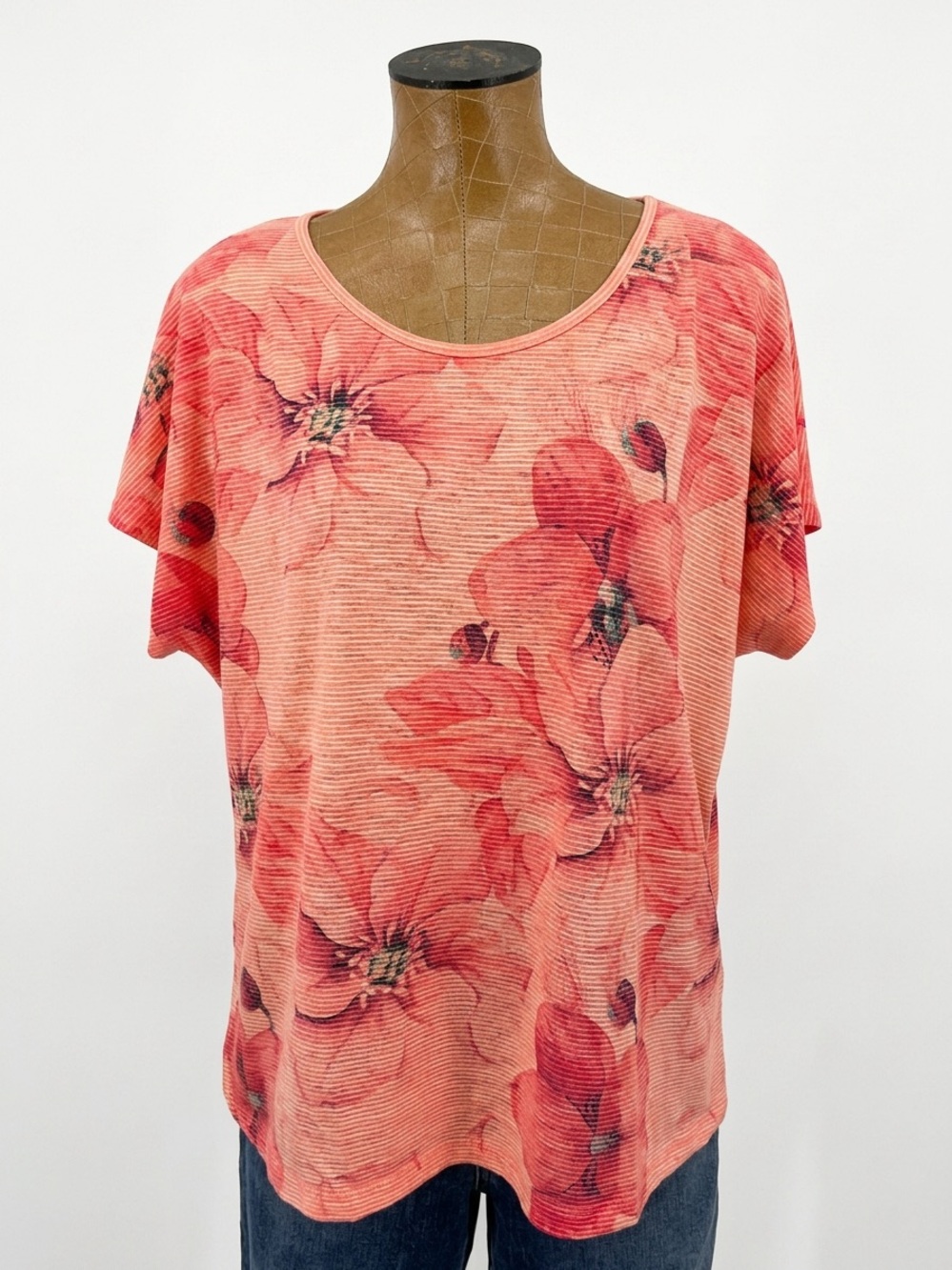 CJ Banks Floral Striped Scoop Neck T-Shirt Size 1X Excellent Condition